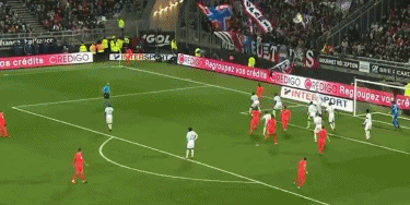 都体：穆阿尼加盟尤文的交易进展积极，DV9的出售是最后变数