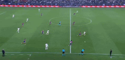 意媒：国米可以启用青训小将卡马特，以应对邓弗里斯伤缺情况