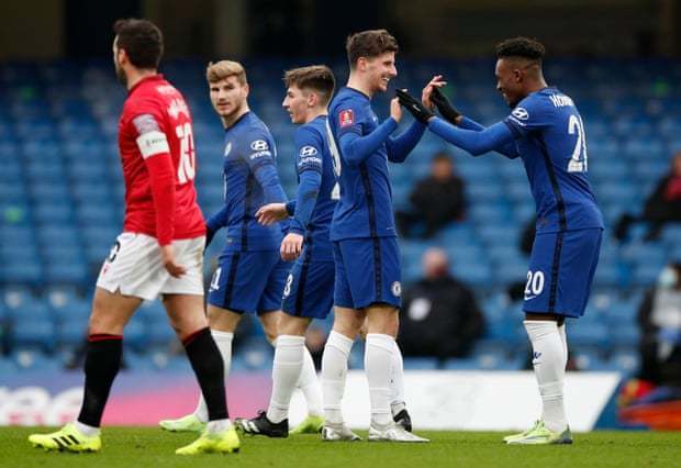 客场对贝蒂斯上半场就上演帽子戏法，费兰是西甲历史第一人