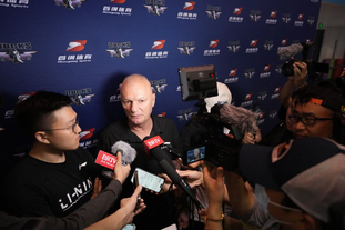 NBA战报：里夫斯44分11助，八村塁绝杀，湖人123-120猛龙